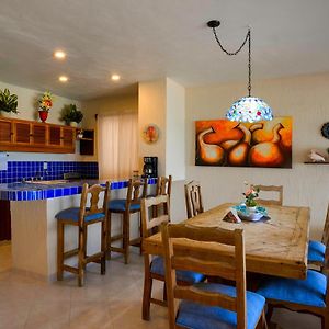 Habitación en Condominio de 2 Dormitorios